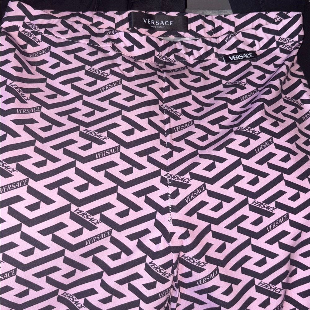 Versace Set - Picture 4 of 4